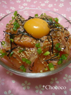 サーモンの漬け丼